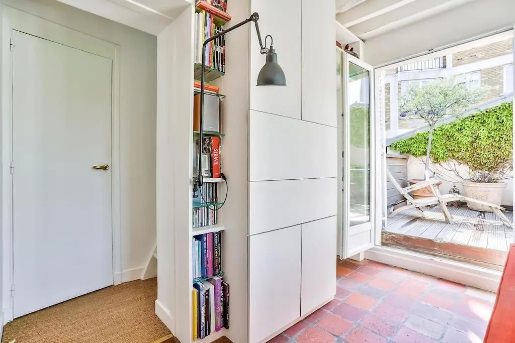 Montmartre, Patio! Sacre-coeur! Stylish Duplex! Appartamento *